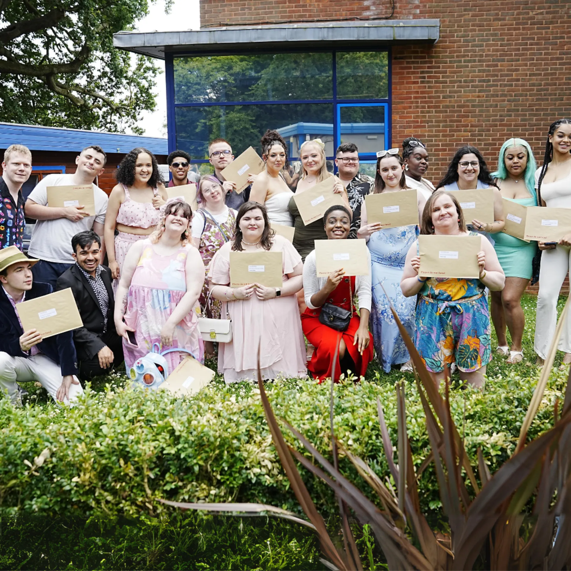 BA (Hons), Graduates