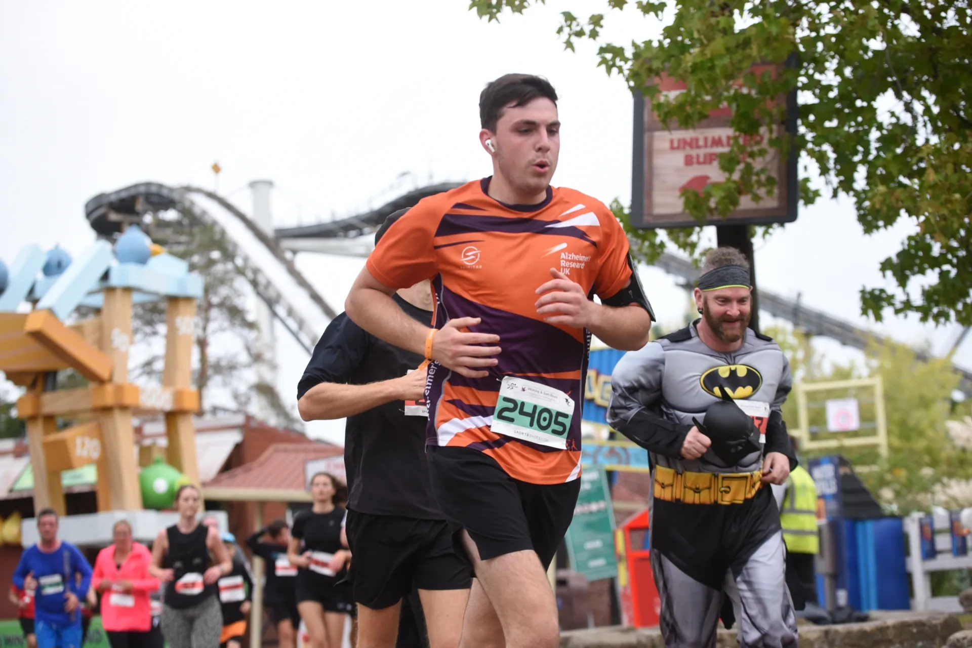 runners at the Run Thorpe Park event