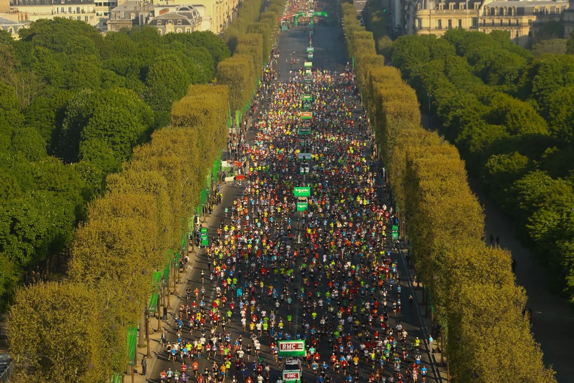 Runners at the Paris Marathon
